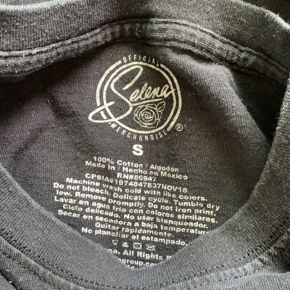 Selena Tee - Picture 4 of 4